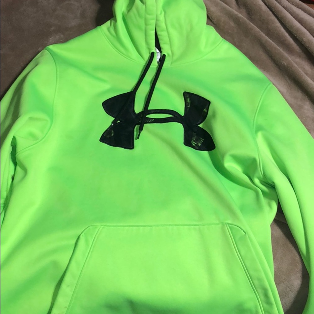 Underarmour hoodie